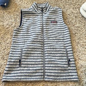 Vineyard vines vest!